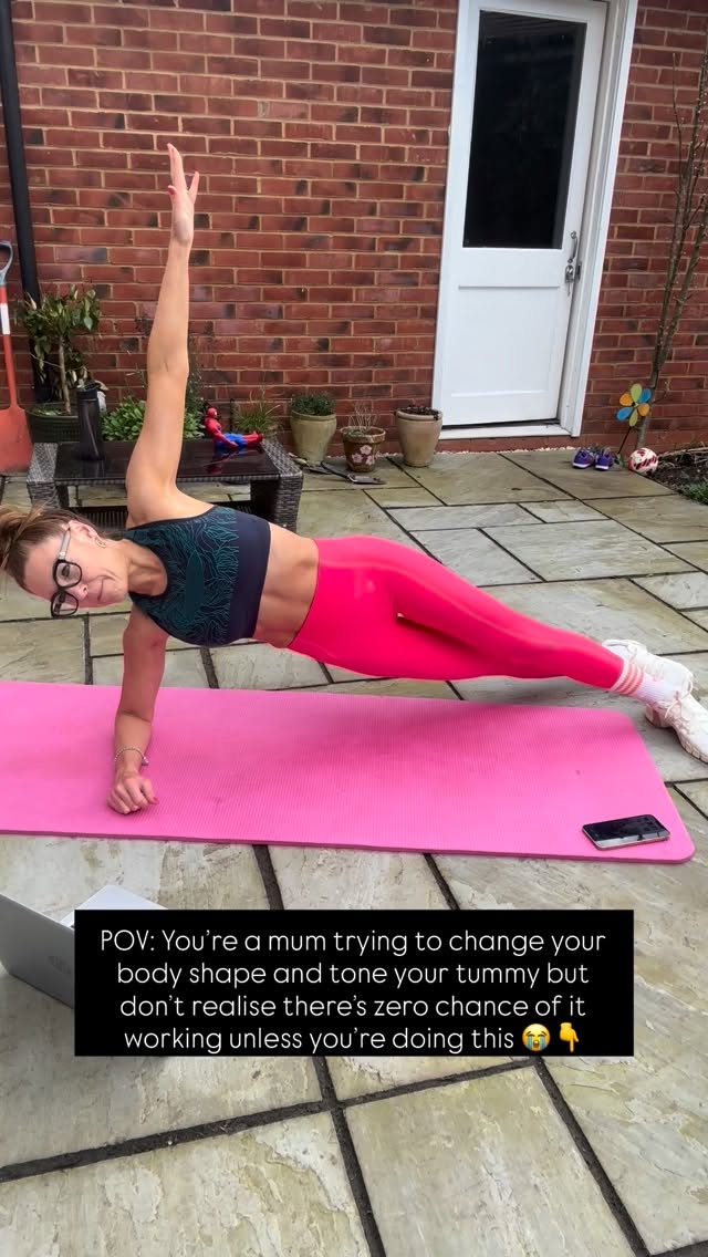 Mums: The reason your core and tummy area isn’t changing might surprise you 👇
You’re doing the exercise.
You’re putting effort in.
But the truth is…
It might be totally unsuitable for your body
You may not activating the deep core
You might never get the results you’re after 😢
I see this all the time 👇
•You may be doing all the ‘core exercise’ in the world but not be connecting with your core
•You may be doing all kinds of workouts which don’t even target the this area 🫣
•You also may be following advice from influences / personal trainers etc - and it’s actually highly UNSAFE + UNSUITABLE for your body.
AND IT DOESN’T MATTER HOW LONG AGO YOU HAD YOUR BABY ❤️
If you work hard and the results never quite come 😔 OR you’re thinking of starting an exercise journey, then join my LIVE chat this Sunday at 8pm - a Mother’s Day chat to help MUMS 🥳👇
I’ll be chatting with @oliverwellbeingkent — Women’s Health Osteopath + Mummy MOT specialist who is currently doing my Core Builder programme and is seeing amazing results…
Rebecca has an almost 4 yo and is postpartum herself… she’s absolutely bossing it 💪 and together we’ll be sharing:
�• What actually works �• What’s a complete waste of your time�• How to finally start seeing changes
✨ Join us Sunday at 8pm on my Instagram page
AND if you’re ready to stop guessing…
April’s Core Builder program is now open 😍
➡️ You can secure your space via the link in my bio and start with the Core Builder Starter Kit inside the app so you feel ready when the programme begins ❤️
➡️ Do you struggle with your core ? Do you have any Qs for Rebecca and I on Sunday? 👇
#katesmumfitclub #corestrengthening #workoutsforwomen #motherhoodjourney #coreexercises