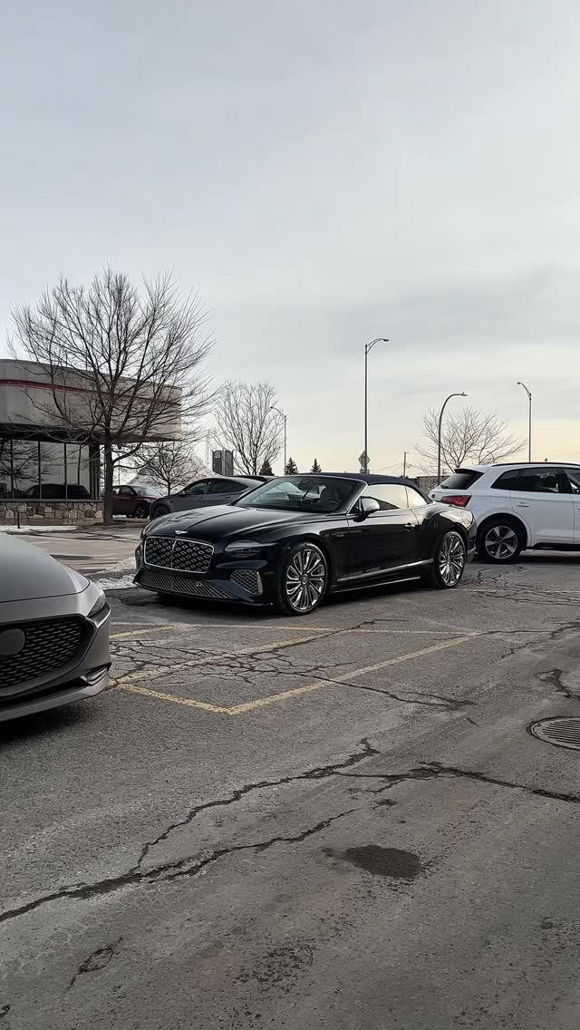 Bentley Mulliner.
Full Front PPF + Window Tint.
Luxury deserves protection.
Crystal-clear finish.
Stone-chip defense where it matters most.
Ready to protect your car?
DM US.
@autoco.ca | @xpozecanada
📸 @awc_clips | @le_txmmy
#bentley #mulliner #fullfrontppf #paintprotectionfilm #luxurycars