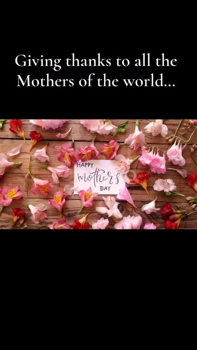 ❤️ As someone once said to me “being a mother is at the same time the most challenging and the most rewarding thing I’ve ever done.”
I’m so grateful and blessed to be a mum and to have such a brilliant mum myself. I know this isn’t everyone’s story … and I know that we all “mother” many different creations throughout our lives and are “mothered” by many and so I’m sharing this playlist of healing music today to bring love to all the mothers of the world and the inner mother in all of us.
May we also remember the unique healing power of mothering ourselves. ❤️🌺
Such an honour to share this healing music playlist that over 30 musicians have united to co create.
Sound track for your heart.
Playlist link in bio
@brigantis.band
@louisalovemusic
@aealuz
@annacarlylemusic
@bexi_sings_the_land
@ellechaska
@joiedewintermusic
@katdrake
@mariasirenuk
@sunnydavidsonmusic
@susieromusic
@solskinmusic
@tallulahrendall
@maebirdsings
@lena.breath.song.yoga
@serenrosemusic
@white_stag_shamanism
@naliniblossom_music
@bethanymillgate
@nataliefee_
@aylaschafer
@hieros_gamos_music
@olivia.fern.music
@aimeeleafrances
@asha_mccarthy
@alixthorpe
@mayalovemusic
@bonniemedicine
@moshemedicine
@tristanstarlingmusic
@ruthblakemusic
@devgerardmusic
#mothersdayspecial #mothersday2026♥️ #mothersday2025 #mothersdaymusic