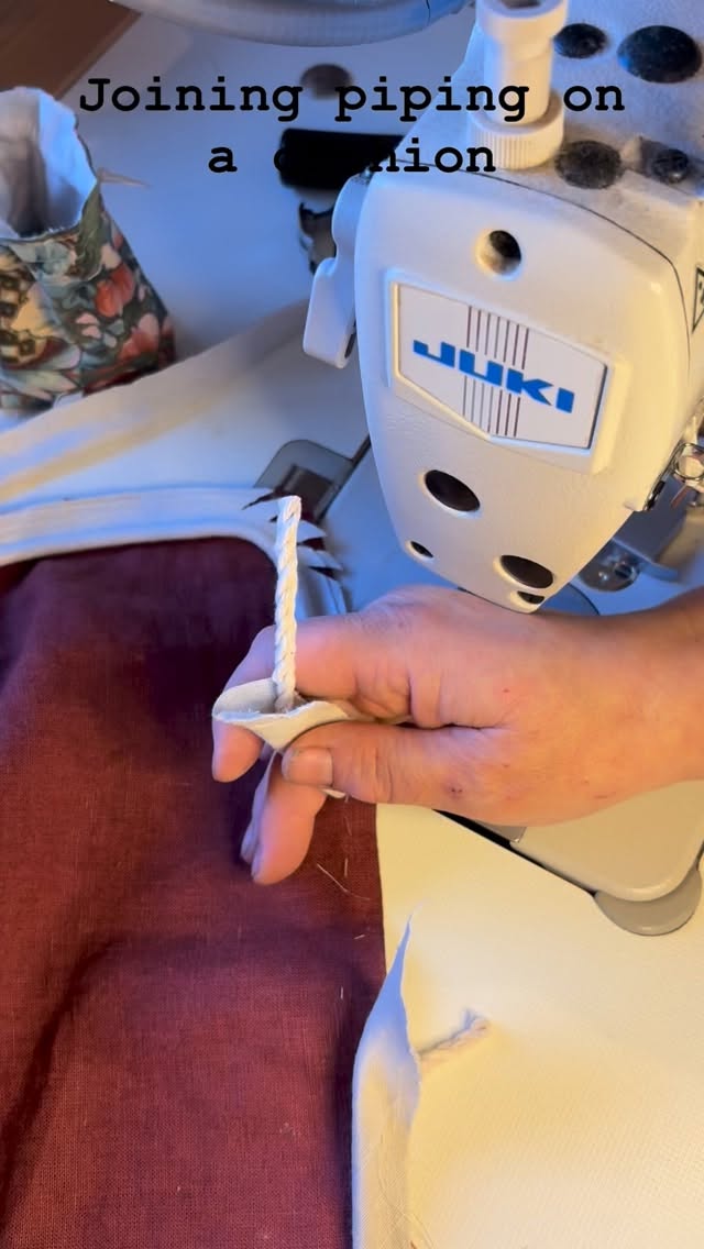 Finishing piping on a linen cushion. I choose to go in the piping on the bias which reduces bulk. #curtainmakercornwall #cushionmaker #sewinghack #cushionmaking #slowsewing