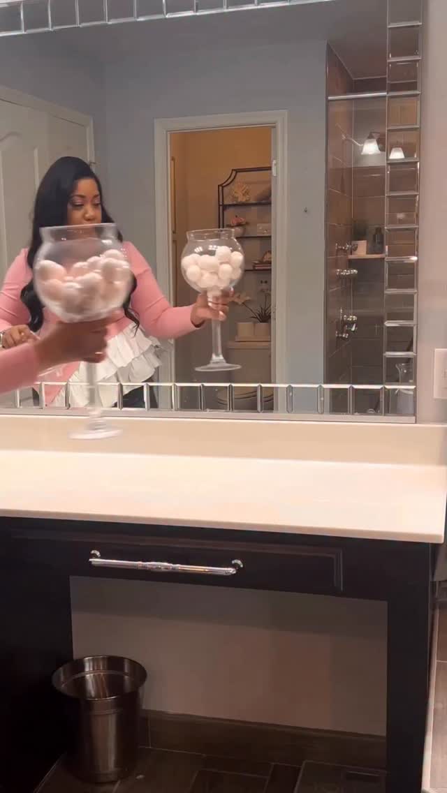 Today was a much needed Spa Day 🧖♀️ What do your self care days look like?