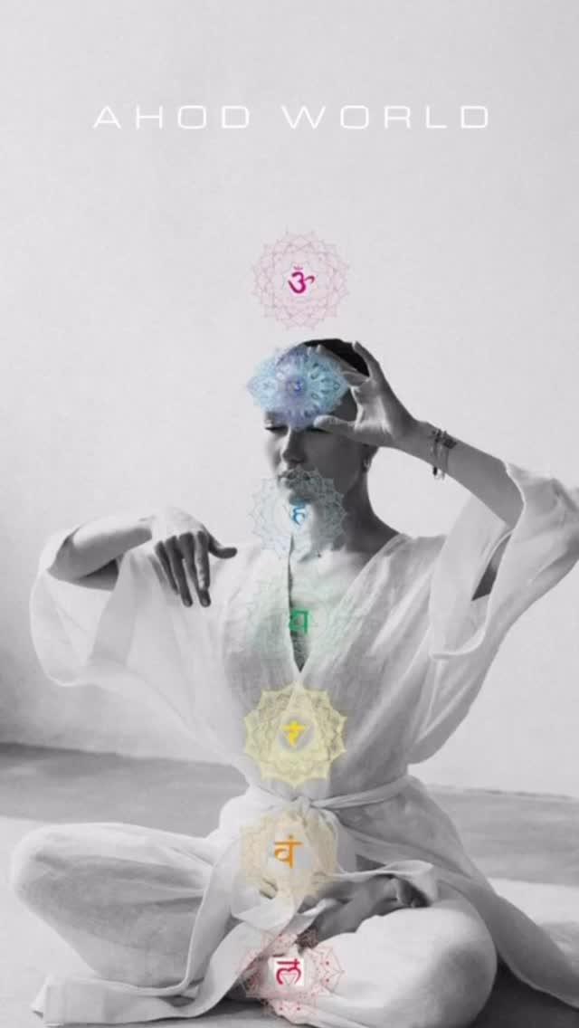 Kundalini is a gentle return to yourself.
To your breath.
To your body.
To the present moment.
It connects you to the Paramchaitanya, the all-pervading power that flows through everything.
Guided meditation in bio.
5 minutes to ground and realign.
#wellness #ahodworld #kundalini #kundaliniawakening