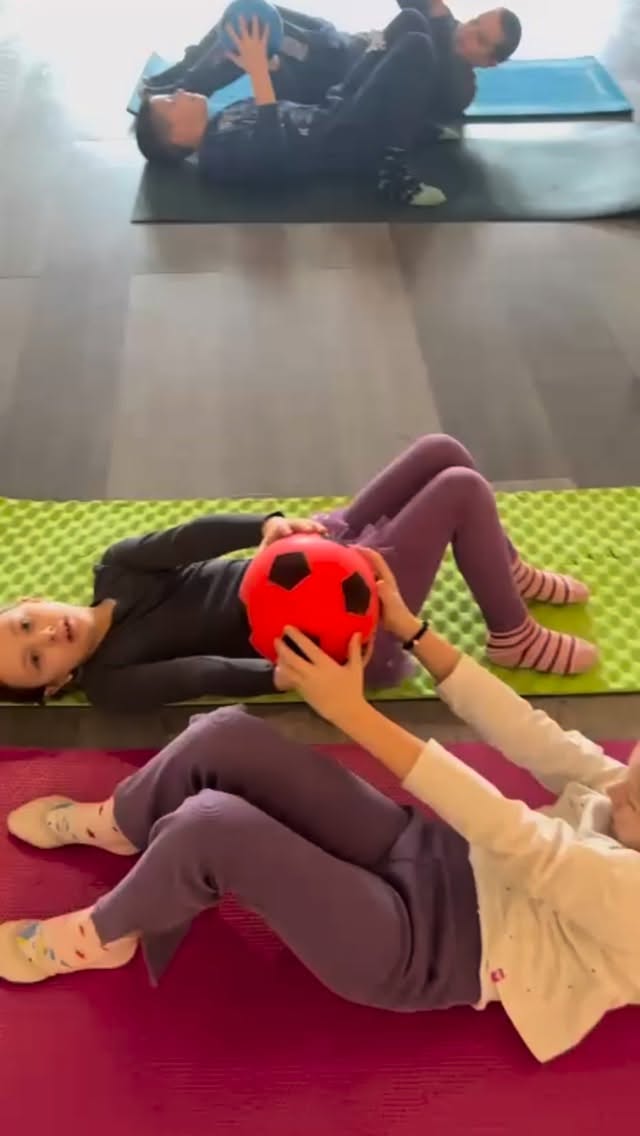 Otvorite vrata svijetu plesa vašim mališanima! 🕺🏻💃🏻
Upišite ih na našu plesnu igraonicu - zabava, učenje i novi prijatelji ih čekaju! Upisi su otvoreni! 🪩