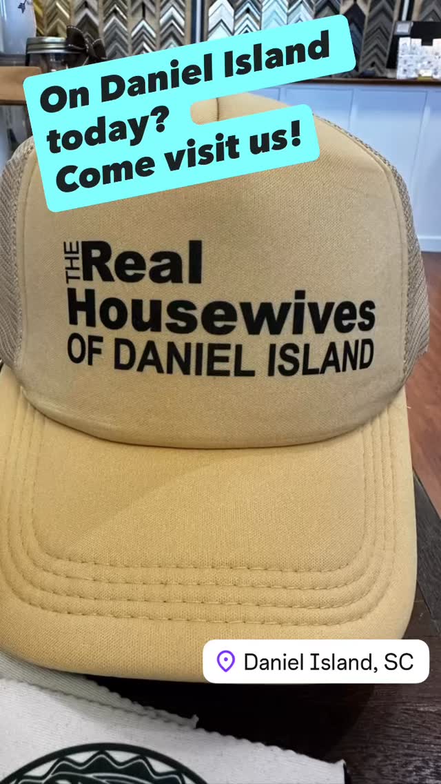 🏝️ Are you on Daniel Island today? Whether you live here or are visiting, we would love to see you! Wander in today and check out what’s new! 🏝️
#danielisland #charleston #lowcountrylocal #southcarolina #bravo