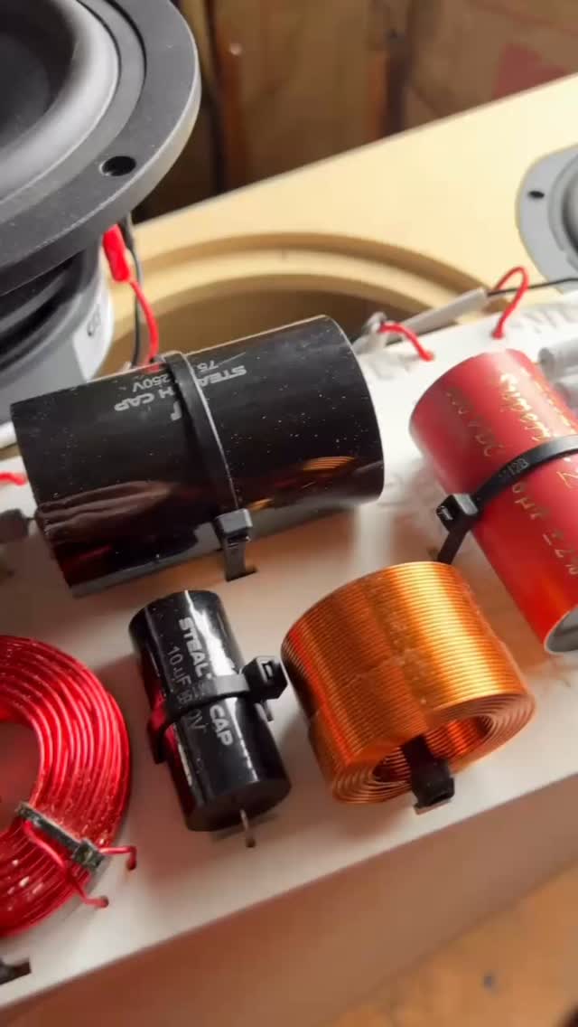 What’s inside your speakers? Our kits allow you to get the most bang for your buck. Get world class sound at an unmatched price.
CSS-audio.com