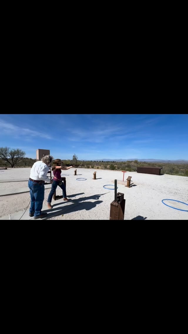 Don’t call mama a beginner 😉
Honing my skills on spring break.
Volume on, queue my entourage 🤩
Even The Colonel of @ranchodeloscaballeros confirmed… beginners usually get 1-5 at trap + skeet… I got 8💥