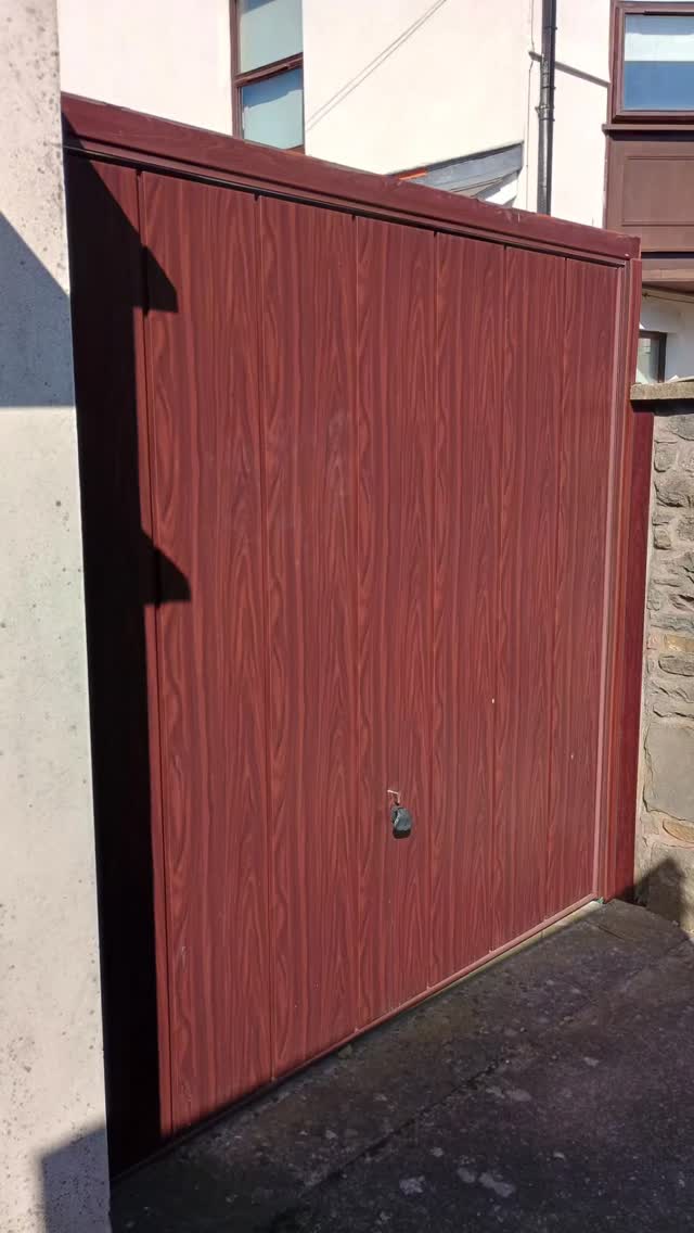 Couple of real nice looking doors fitted today.
We have been replacing these doors over the past few years as the customers funds allow.
Rosewood up and over steel doors with steel Frames, manual with heavy duty locks and euro profile cylinder locks.
Even though these doors are exposed to the elements we have tried our best to waterproof them.
If this is something you are interested in please get in touch we would love to hear from you
