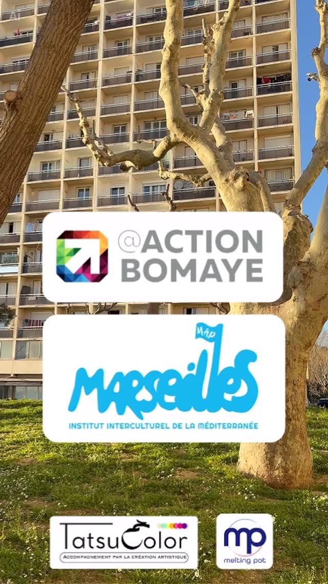 Créer du commun, encore et autrement
Hier avait lieu la seconde rencontre des Olympiades de Marseille au Pluriel,
dans le 15ème arrondissement, au sein de l’association Action Bomaye
Un immense merci à Ismaël COUSIN, son fondateur, pour son accueil engagé et inspirant.
Un atelier qui continue de faire bouger les lignes.
Toujours ce même mouvement :
se déplacer, aller à la rencontre, sortir de ses repères.
Des acteurs engagés, venus d’horizons différents,
réunis avec une même intention :
tisser du lien, créer du dialogue, faire émerger du commun.
Parce que faire société, ça se vit.
Dans les regards, dans les échanges, dans ce qui circule entre nous.
Merci tout particulièrement à Marie-Laure Guidi, Philippe Pujol et Alain CABRAS, les co-fondateurs de Marseille au Pluriel.
Merci à toutes celles et ceux présents pour la richesse de ces moments :
Philippe Carreau et Agnès Chambion (Tatsucolor),
Alexandre Pastor 🔴 Pastor (Melting POT),
les bénévoles de l’association Action Bomayeé qui font un travail incroyable, engagé et indispensable !
Maël Pacheco à la communication,
@Ghizlane et @Houda pour ce service traiteur exceptionnel,
Marie-Laure Guidi, Alexis Gibellini, Marianne Morini, Sebastien Chaze et Edouard Detaille.
Créer ensemble, c’est aussi partager, accueillir, nourrir, au sens propre comme au figuré.
🎙️ Ateliers animés par :
Melting POT et Tatsucolor
Une énergie qui grandit, des liens qui se tissent,
et une dynamique qui ne fait que commencer.
✨ Merci à celles et ceux qui étaient là.
✨ Merci à celles et ceux qui nous rejoindront.
Continuons à construire du commun, à Marseille.
#OlympiadesPlurielles #Tatsucolor #Interculturalité #FaireEnsemble