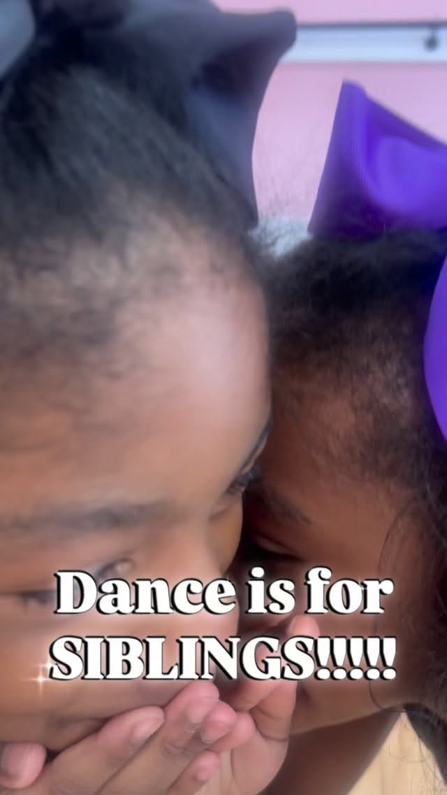 ☀️ Summer just got better… and even MORE fun with your siblings by your side! 💕
Summer registration is officially OPEN at the studio, and we’re ready for double the laughs, double the memories, and double the dance magic.
Spots fill fast, so grab your sibling and let’s make this a summer to remember!