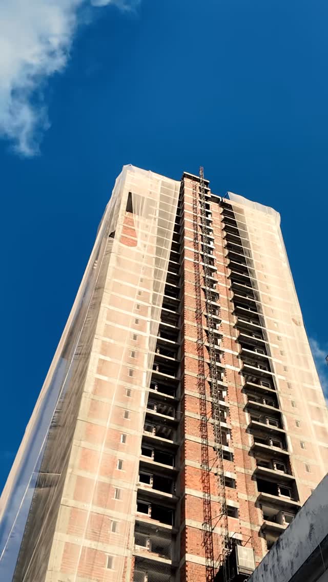 Oportunidades de repasse HERMES.
Movimentos discretos, para decisões conscientes.
Mais informações: (84) 98681-3322
Entrega 2026
264m2 e 269m2 | 4 suítes | 4 vagas
Ref.: ATL003
Construção: @atlantisconstrucoes
#ItHomes #ImóveisExcepcionais #CuradoriadeImóveis #HERMES #AtlantisConstruções