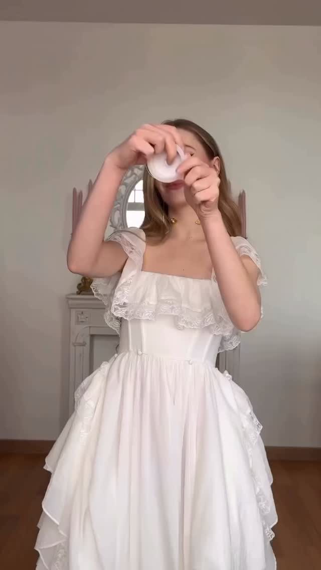 Beautiful hairstyle ideas
Remix @jeanne.dordain
#hairstyleideas #creativehair #haircreation #hairdecoration #hairstyles