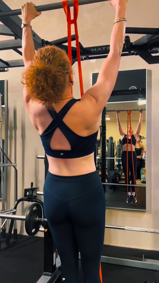 Un MERCI aux filles qui sont venues ✨🥰
Vous étiez au TOP !
Merci aussi à la salle @centralfitcharenton pour son accueil et pour avoir soutenu mon projet ! 🙏
Atelier tonification = 🔥
Team WOMEN = 💪
📍Paris
📆On remet ça en mai ?
Qui est partante pour le prochain workshop ?