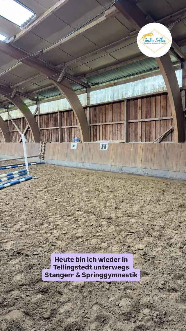 Stangen- und Springgymnastik beim @reitvereintellingstedt 😊🙌🏼 ich freue mich auf 10 motivierte Teilnehmer ✨
——-
#jarkaluther