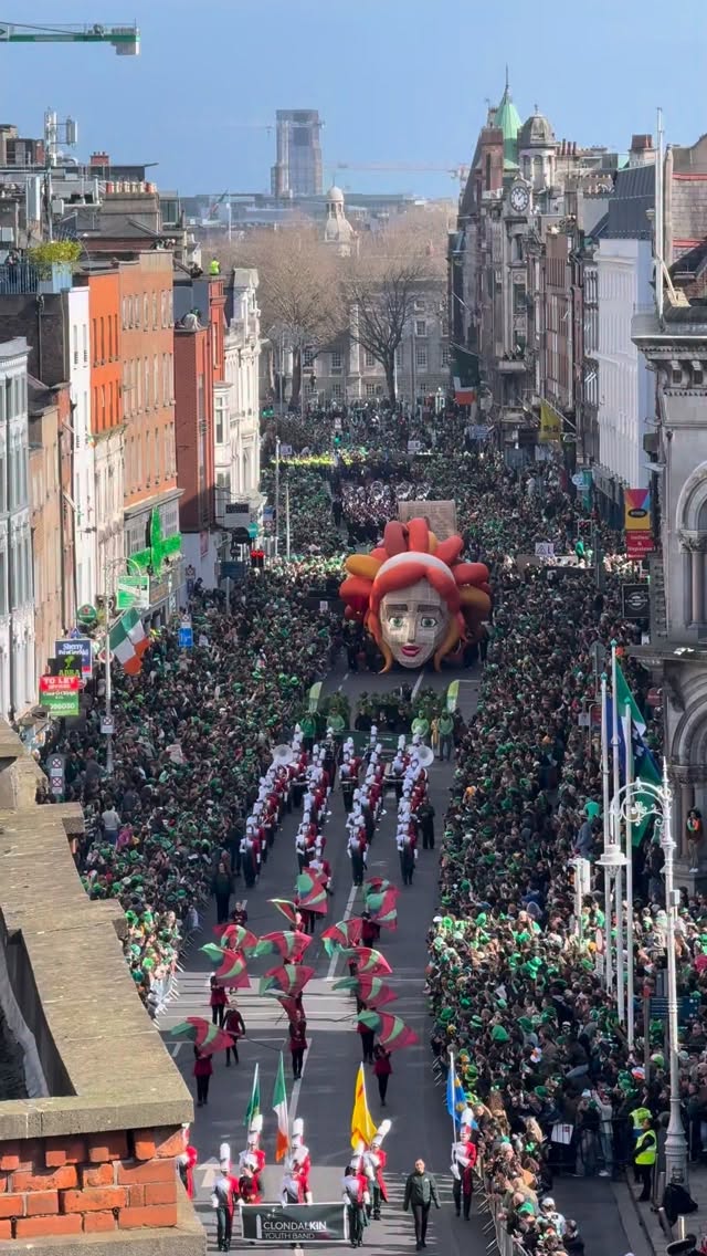 What a day☘️
We had the most spectacular day in Temple Bar💚 Thank you to @stpatricksfestival team, everyone who celebrated with us from across the globe and to the incredible Temple Bar businesses for the welcome and atmosphere, here in the heart of Dublin!
We’re already excited for next year with you 💚
#templebar #dublin #lovetemplebar #wearetemplebar #stpatricksday2026☘️🌈🎩