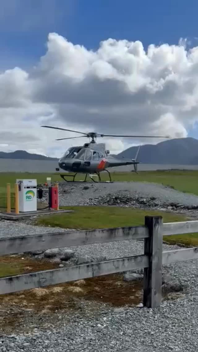 From sea-level rainforest to glacier landing in under 10 minutes ❄️🚁
Flying over Franz Josef is the kind of experience that makes New Zealand unforgettable. Take a look at Jess’s flight with @heliservices.nz - soaring above ancient ice before touching down on the glacier itself.
Would you add this to your itinerary? 👇✨
#FranzJosefGlacier #HeliFlight #NewZealandTravel #LuxuryAdventure #SouthIslandNZ #JourneySouthTravel #BucketListExperience