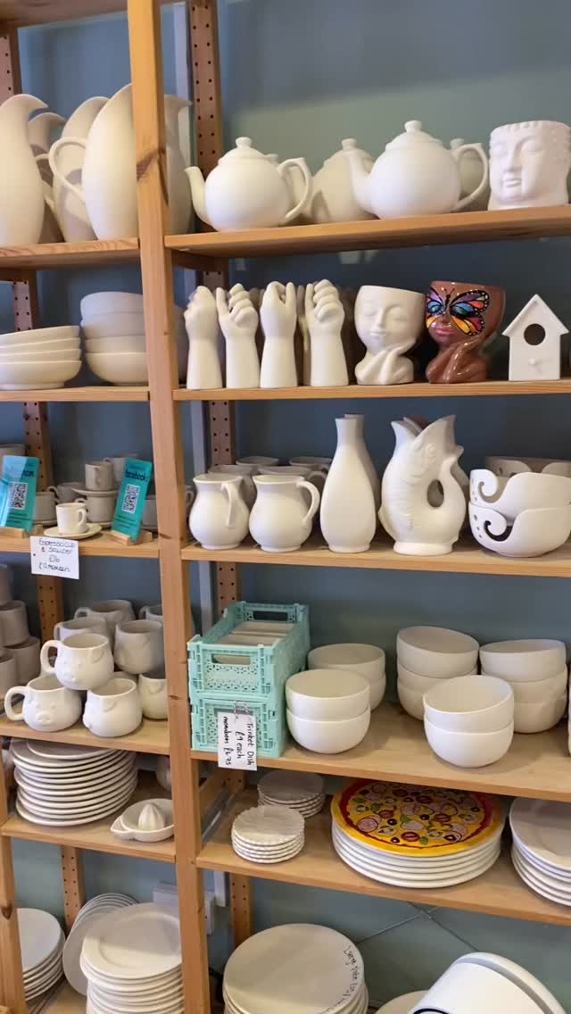 🐣 Some super cute pottery items to choose from at The Ugly Duckling 🐥 We have just had a special order in and wow, do we love these Shell Lanterns!! 🐚 Oh, and the mini gnomes are just too cute!!