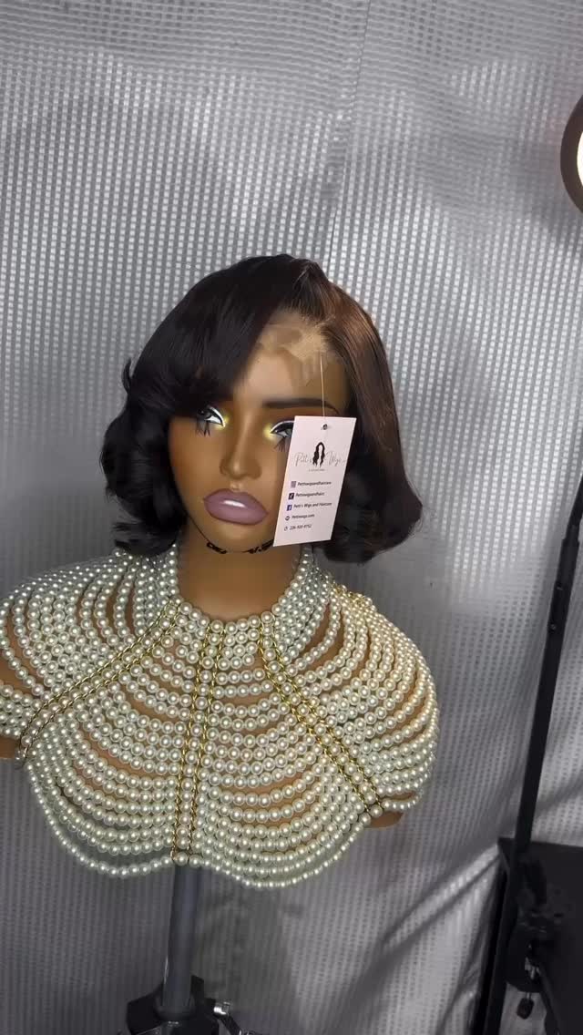 Where the Bob lovers at?
#pettiswigs #wigstylisterin #customwig #wigrevamp
