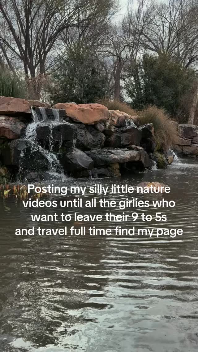 Hiking.
Nature walks.
Trying new foods.
Exploring new cities.
Meeting new friends.
Learning new cultures.
More time with the people you love making core memories š„°
Or sitting in a grey office with no windows under fluorescent lights staring at a computer screen all dayā¦
I mean. I know which one I prefer, but you do you boo š