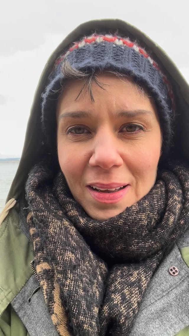 For #britishphilosophyfortnight I’ve been talking with children about what it means to be alive with @webbellisart #philosophymatters