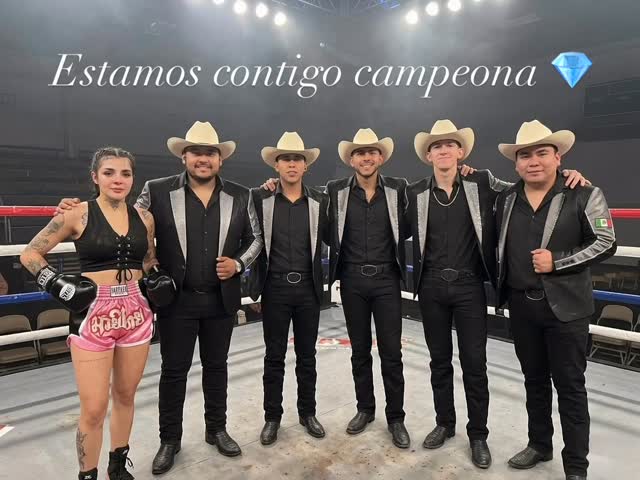 Estamos contigo campeona, todo una ganadora 🥇 @karelyruiz