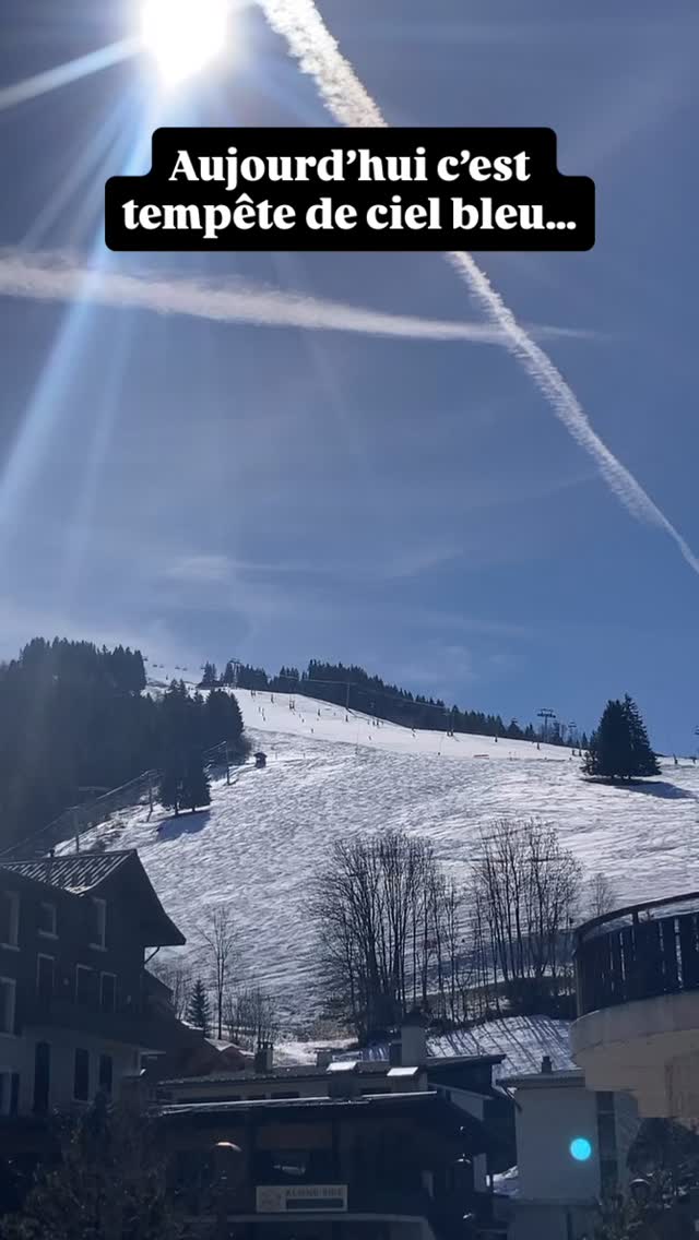 Arrivage du mardi 🔥#laclusaz #ledrugstorelaclusaz #aravis #mountainlife #oakley