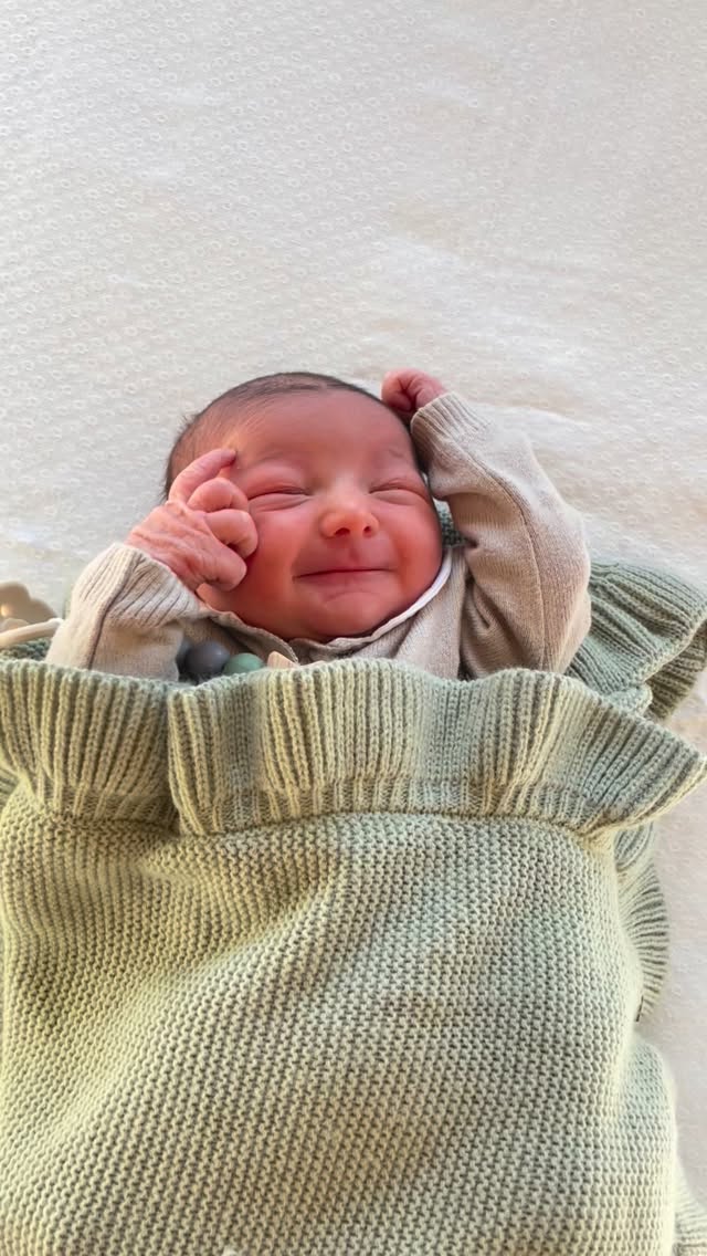 Uccideró tutti i mostri per te…
così non dovrai mai avere paura 🧸
se perderai la strada nella notte..
sarò la luce che per te resta accesa 🩵