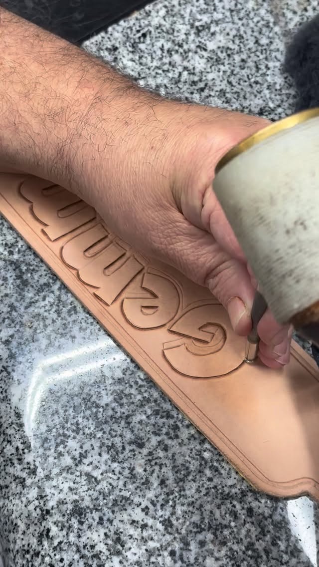 Leather shit: How to get your acrylic leather paint to last for decades rather than weeks. #Justaddwater #Leathershit #Leather #acrylicpaint 