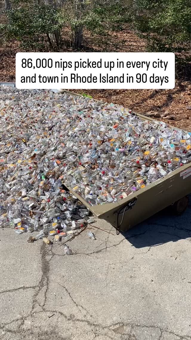 3 years ago, Rhode Island residents and environmental groups cleaned up 86,000 nip bottles in every town and city in the state in 90 days. The movement, led by Bill McCusker of South Kingstown, aimed to raise awareness and get them banned for sale.
Unfortunately, they are still for sale today, and there is no bottle bill in Rhode Island.
Thanks, Bill, for your leadership! 💙#oceanconservation #rhodeisland #protectwhatyoulove #communitycleanup