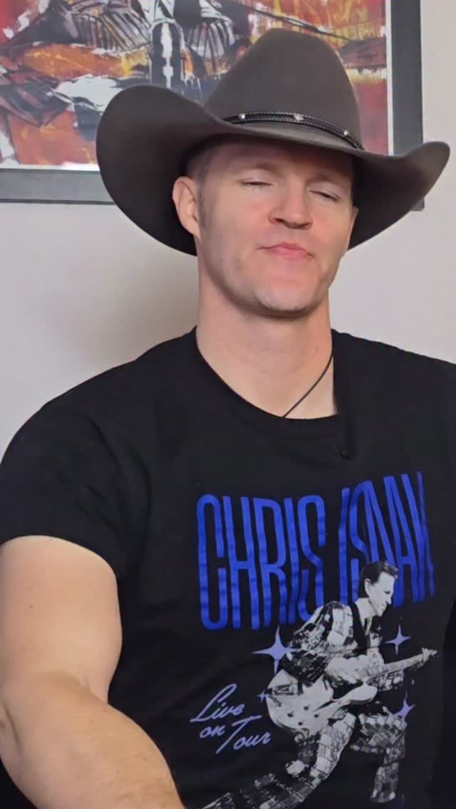 1 question into the interview..😂HB puttin’ up w/me for this interview is GOLD🤣
@houstonbernardmusic 👏
#music #interview #lol #stayweird #cantstoplaughing