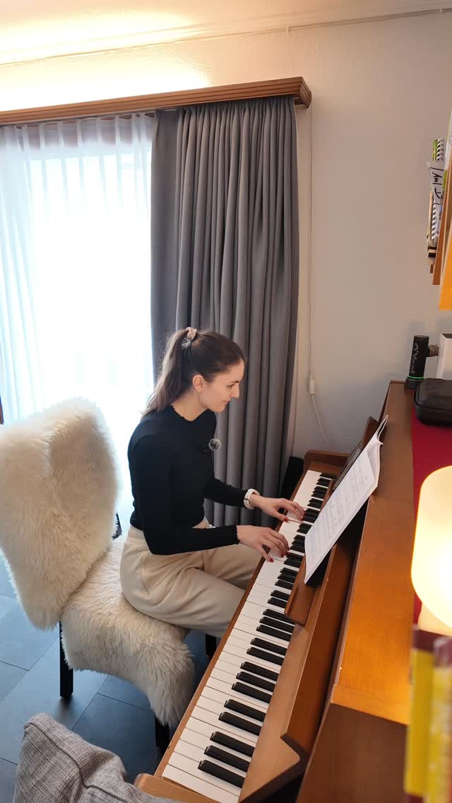 Schönes Lied.
#steidletrio #musikerfamilie #musik #johannesoerding #fürimmerabjetzt