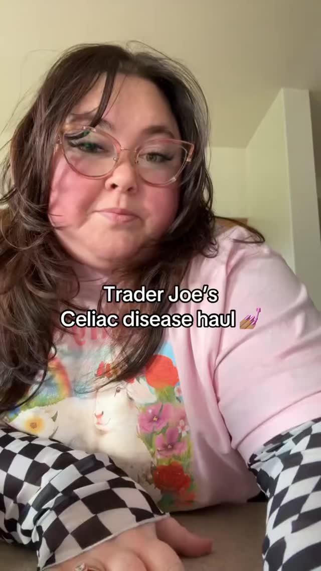 Okay what are some others things I should look for when it comes to gluten free at Trader Joe’s?! #disabledcreator #invisibleillness #figpartner
#celiacdisease #celiacfriendly @glutenfree.figapp