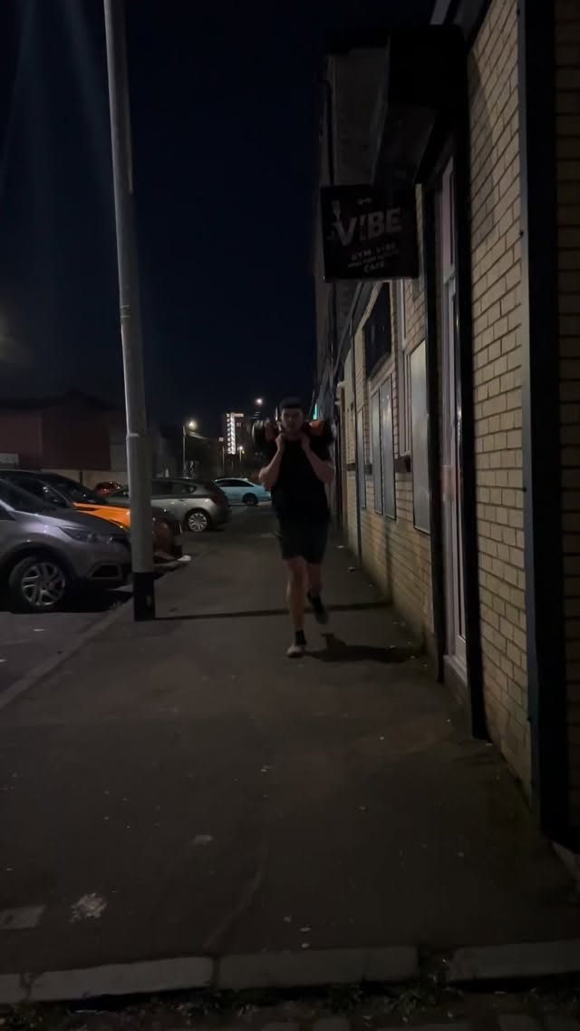 FINISHER🔥
WEIGHTED 500m run for the FINISHER🥵