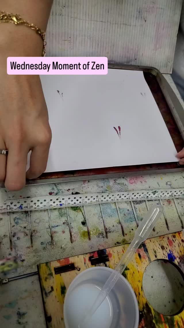 Take a moment and breathe.
#majikalmarblingreveal #floatingdesigns #radartist #majikstudios207 #classesnearby