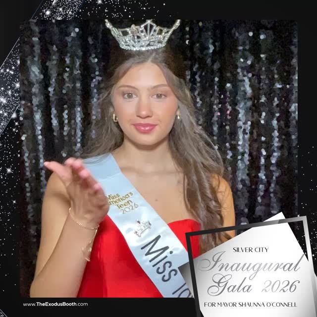 Ms. Taunton stopped by to show some love!!
#TheExodusBooth
#Bostonphotobooth
#corporateeventactivations
#Photoboothrental
#Bostonevents