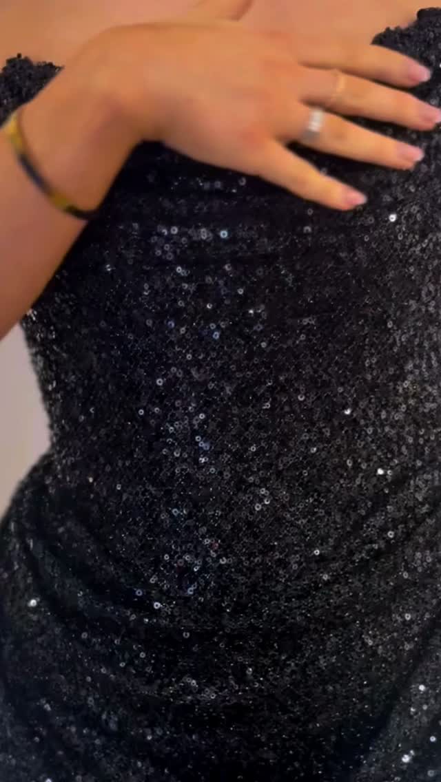 Choose a colour! Platinum, Wine or Black?
Each colour brings a whole new vibe to this dress!
Suitable for so many occasions, she’s a total allrounder!
#promdresses #eventdress #formaldress