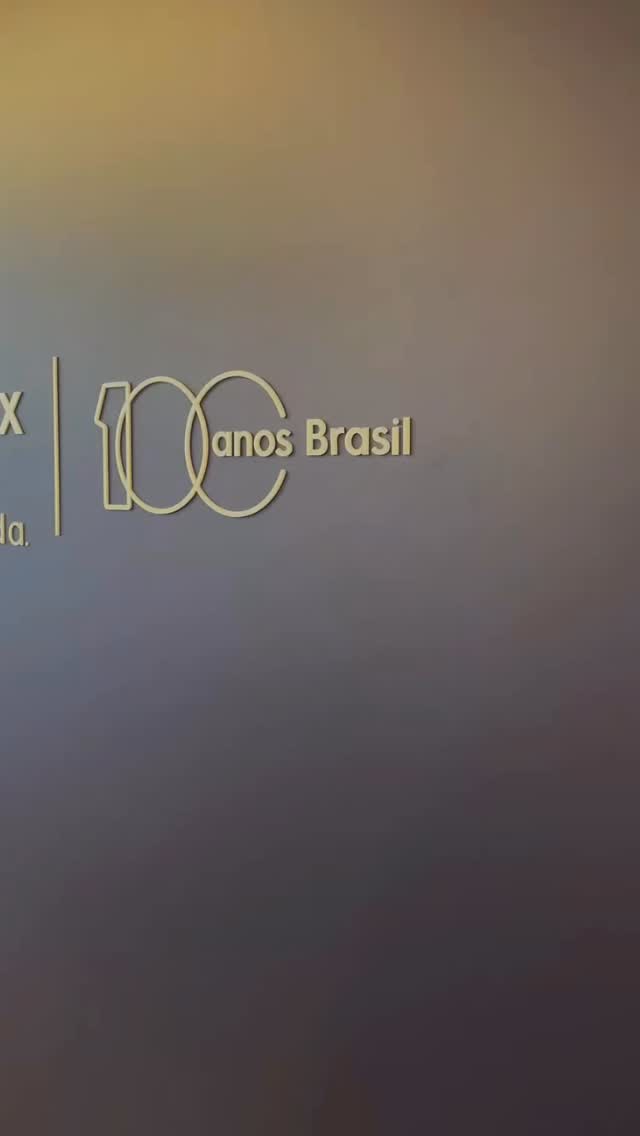 Flash do Road Show Experience da Electrolux, evento que apresentou 43 lançamentos para o primeiro semestre de 2026 e celebrou os 100 anos da marca no Brasil. Entre eletrodomésticos, portáteis e acessórios, as novidades mostram como design, tecnologia e funcionalidade seguem transformando o jeito de viver a casa.
No blog contamos todos os detalhes do evento e destacamos alguns dos principais lançamentos apresentados.
Confira a matéria completa no link da bio.
#Electrolux #Electrolux100Anos #DesignParaCasa #TecnologiaParaCasa #Eletrodomésticos CasaContemporânea Decor Design Inovação