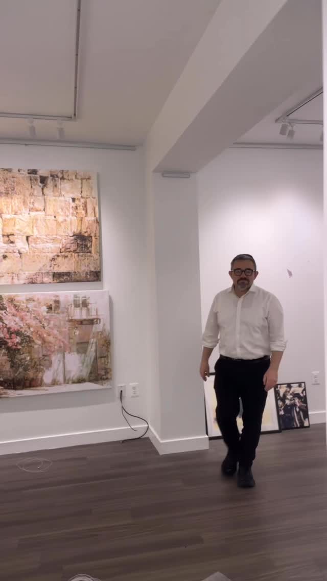 Chassidishe Dance
20”x16” acrylic painting on canvas
#judaicaart #jewishart #jewishdesign #luxurylifestyle #luxuryart