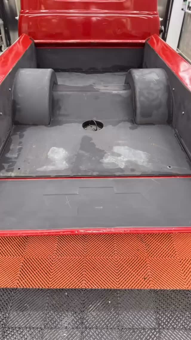 From tired to bulletproof.
Another Tub brought back to life with our Graphene Bedliner Transformation at Sunny Coast Auto Detailing.
This isn’t your typical spray-on liner.
We install a high-performance graphene reinforced coating that completely transforms the tray while adding serious protection.
✔ Ultra durable impact resistant coating
✔ Super hydrophobic graphene technology
✔ Chemical, fuel & UV resistant
✔ Non-slip textured finish
✔ Restores faded trays to a deep satin black or we can tint it to any colour!
✔ Designed to handle real work, tools, bikes, camping gear & more
The hydrophobic properties of graphene mean water, mud and grime struggle to stick, making the tray far easier to keep clean while protecting it long term.
Perfect for:
• Work utes
• 4WD tourers
• Show builds
• New vehicle protection
At Sunny Coast Auto Detailing we take the time to properly prep, clean and apply the coating so it bonds correctly and lasts not just a quick spray over.
The difference is in the detail.
📍 18/2 Page Street, Kunda Park
📩 DM us for bookings
☎️ 0478 052 686
#SunnyCoastAutoDetailing #GrapheneBedliner #UteTrayProtection