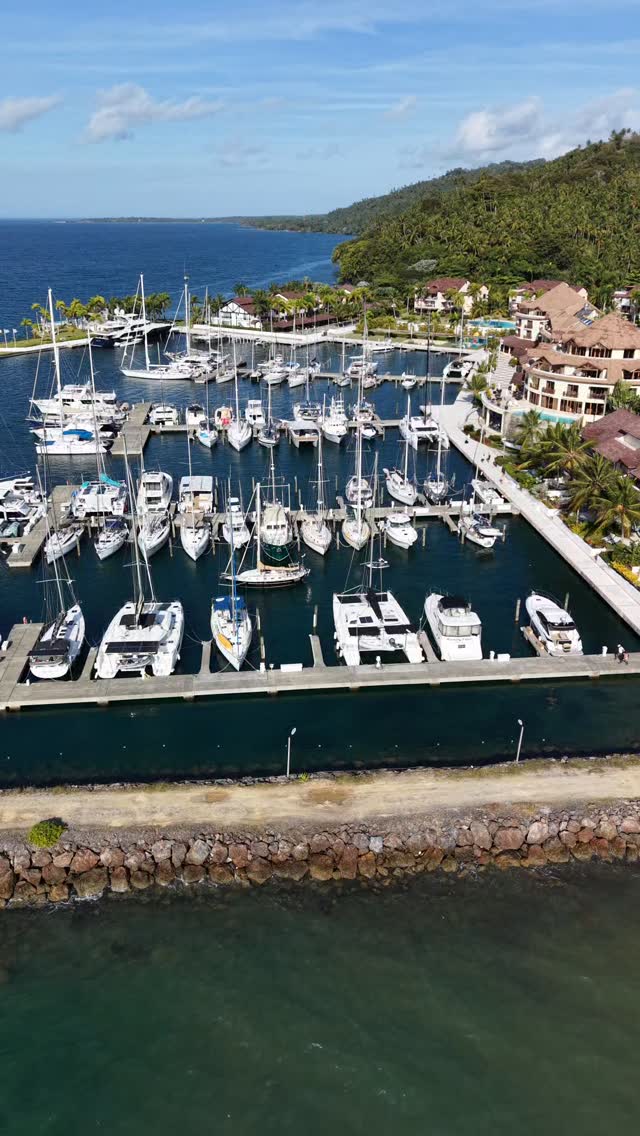 The Dominican most beautiful Marina is inside the world's most beautiful bay, #Samana
Visit Samana and create memories.
#marina #mini5pro #dominicanrepublic