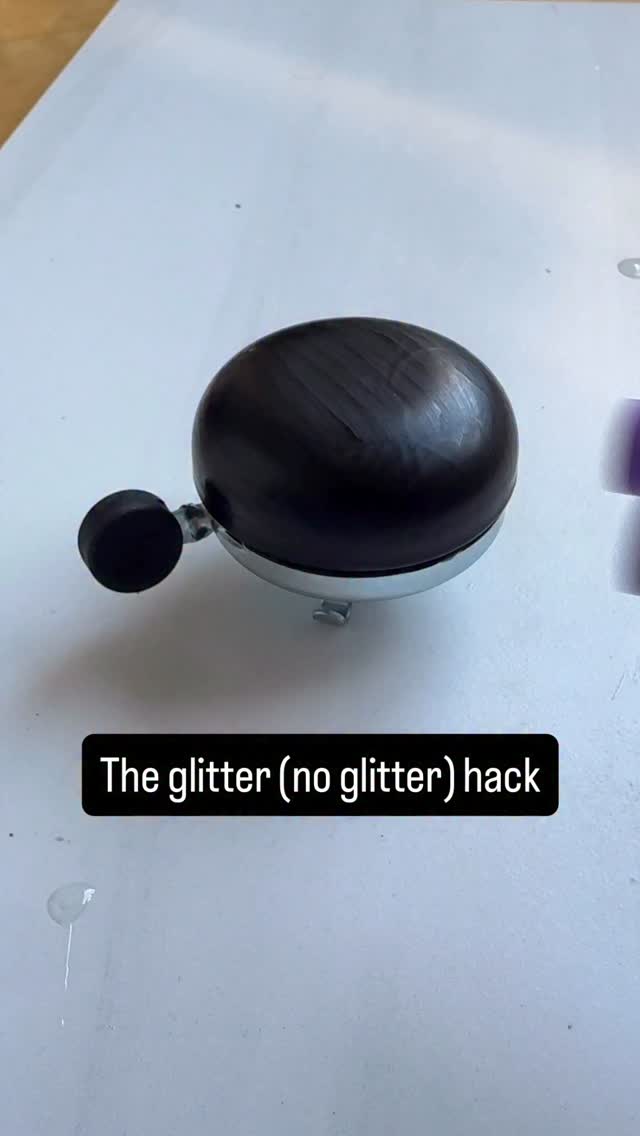 Love glitter, hate the mess? Try this.
We draw on bicycle bells but it works on anything ✨
#hack #drawing #glitter