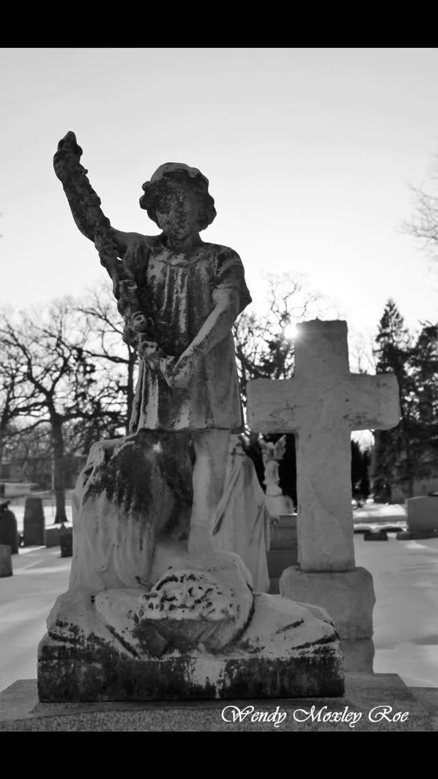Lithuanian National Cemetery, Justice, IL
#cemetery_photography #cemeteryphotos #cemeteryscapes #cemeteryscene #cemeteryscenery cemeterytravels illinoiscemeteries uniqueheadstones chicagocemeteryphotography chicagocemeterycrawlers tombstonetravels taphophile lithuaniannationalcemetery