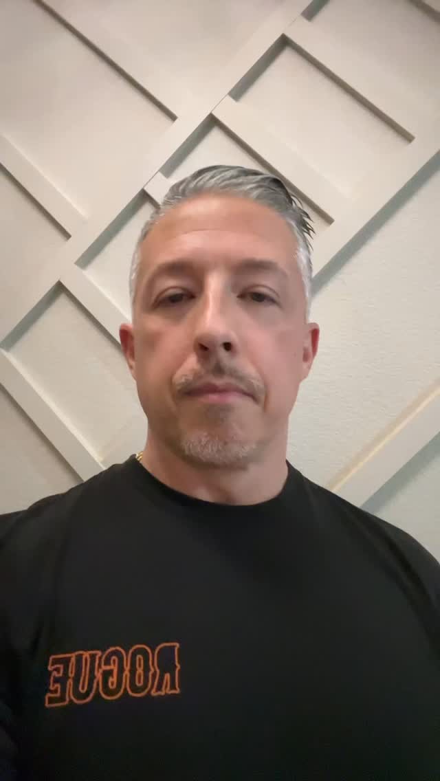 Be honest… do you feel better or worse than you did 5 years ago?
Most people don’t realize how much their health has changed until they stop and actually think about it.
Energy. Digestion. Sleep. Stress. Focus.
Your body has been giving you signals for years.
The question is… have you been listening?
Comment “better” or “worse” below. I’m curious.
#functionalmedicine #guthealth #rootcausehealing #holistichealing