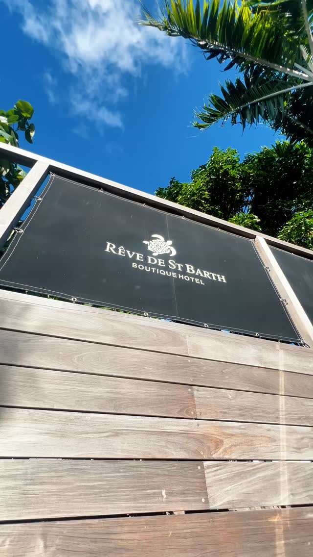 🇫🇷 Votre parenthèse à Saint-Barth commence ici.
Des villas pensées pour se sentir vraiment chez soi, et vivre l’île autrement. ✨
—————
🇺🇸 Your Saint-Barth escape starts right here.
Villas designed to feel like home, and experience the island differently. ✨
#SaintBarth #Travel #Caribbean #Vacay #regatta