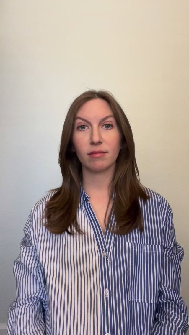 Let’s talk about what’s inside the Third-Trimester Program 👇
This package was designed with evidence-based movements to help you feel strong and supported in your third trimester.
Inside the program you’ll find:
✔️ Pregnancy-safe strength for a growing bump
✔️ Core + pelvic floor connection-based exercises
✔️ Exercises to help manage aches from changing posture
✔️ Pregnancy-safe exercise modifications and clear cues
If you want to feel confident, comfortable, and strong up until the end of pregnancy — this is for you.
✨ Tap the link in bio to get started!
#PregnancyStrength #PrenatalFitness #PelvicFloorPhysicalTherapy #StrongMom #PelvicFloorHealth #FunctionalStrength #PelvicFloorPT #WellnessForMoms #DrWatsonWellness