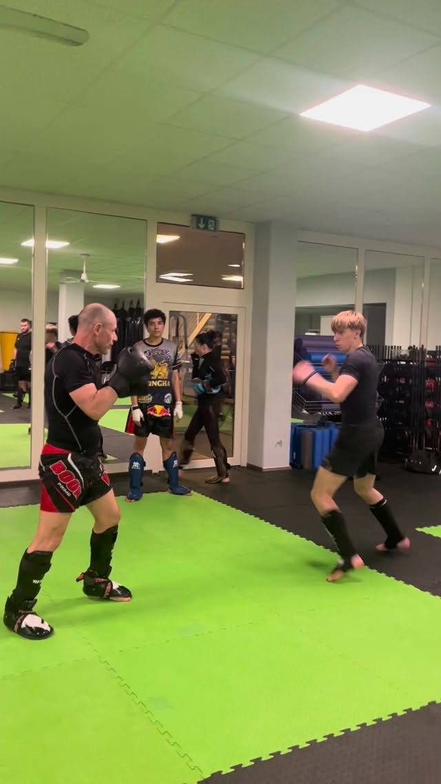 Gestern war Kicktime bei#fikaze: ob gedreht, gesprungen oder in Kombis- bei uns lernst du fliegen 🦅🤩#kickboxing #wakokickboxing #badkrozingen #training
