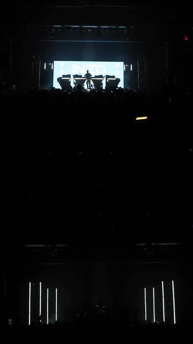 Still floating from last night ๐ The Mirrorverse lived up to every expectation. Thank you @INZOmusic โจ
๐ @TheRaveusa
๐ฅ: @EclecticInspiration_