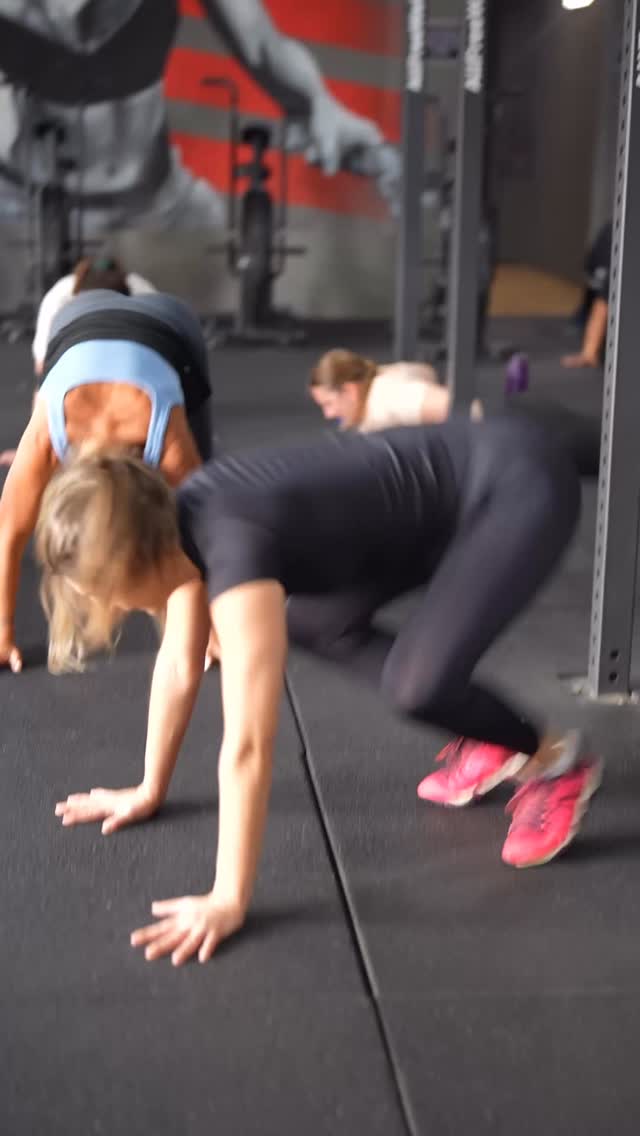 Du 16 au 25 mars invite ton +1 à chaque séance !
Ensemble, on est plus fort 💪
Profitez également de vos 4 premières semaines d’abonnement gratuitement pour toute nouvelle souscription à un abonnement Magic+ avec engagement de 52 semaines.
#magicform #resolutionssport #sportmotivation @magicformofficiel