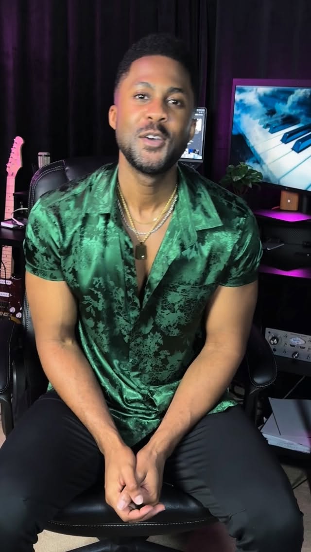 A few words from our LIVE entertainment! See you all on May 16th #gowildminneapolisdancesport #wicked #thème 🎶🎤🎹