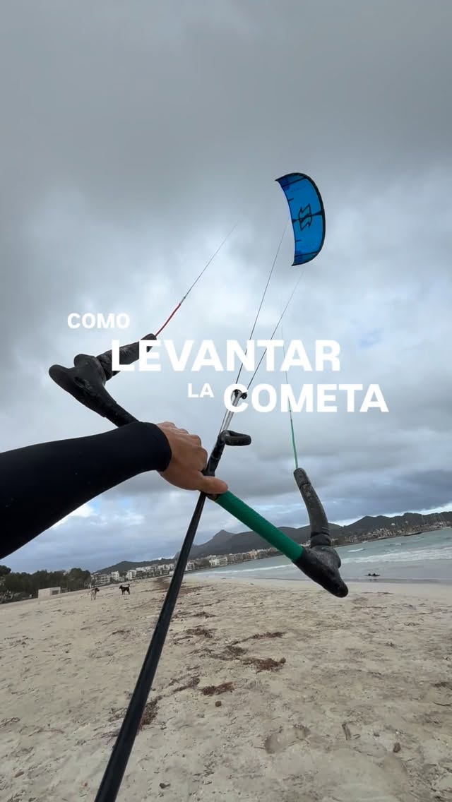 Algo que sucede mucho en nuestras clases.. ¿Cómo logro subir la cometa? Aquí te dejamos una breve explicación! #mallorca #kitesurfing #kitesurf