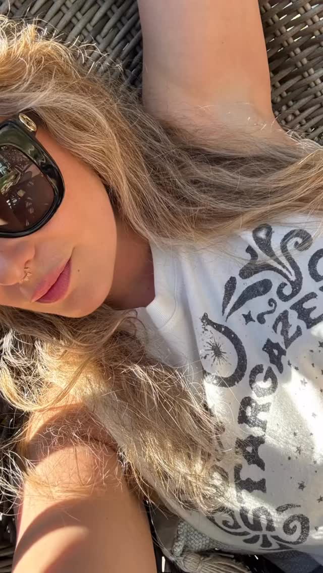 Daytime stargazing ✨#auralune #everydaymagic #selfworth #glowfromwithin #highvibes